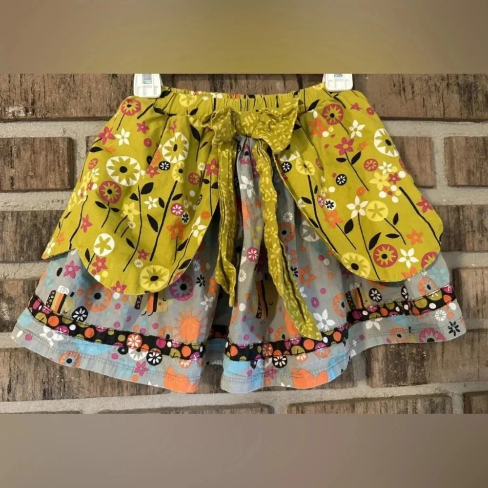 Jelly the Pug Girls Floral Bumble Bee Tiered Skirt Green Blue Size 6 Style 347